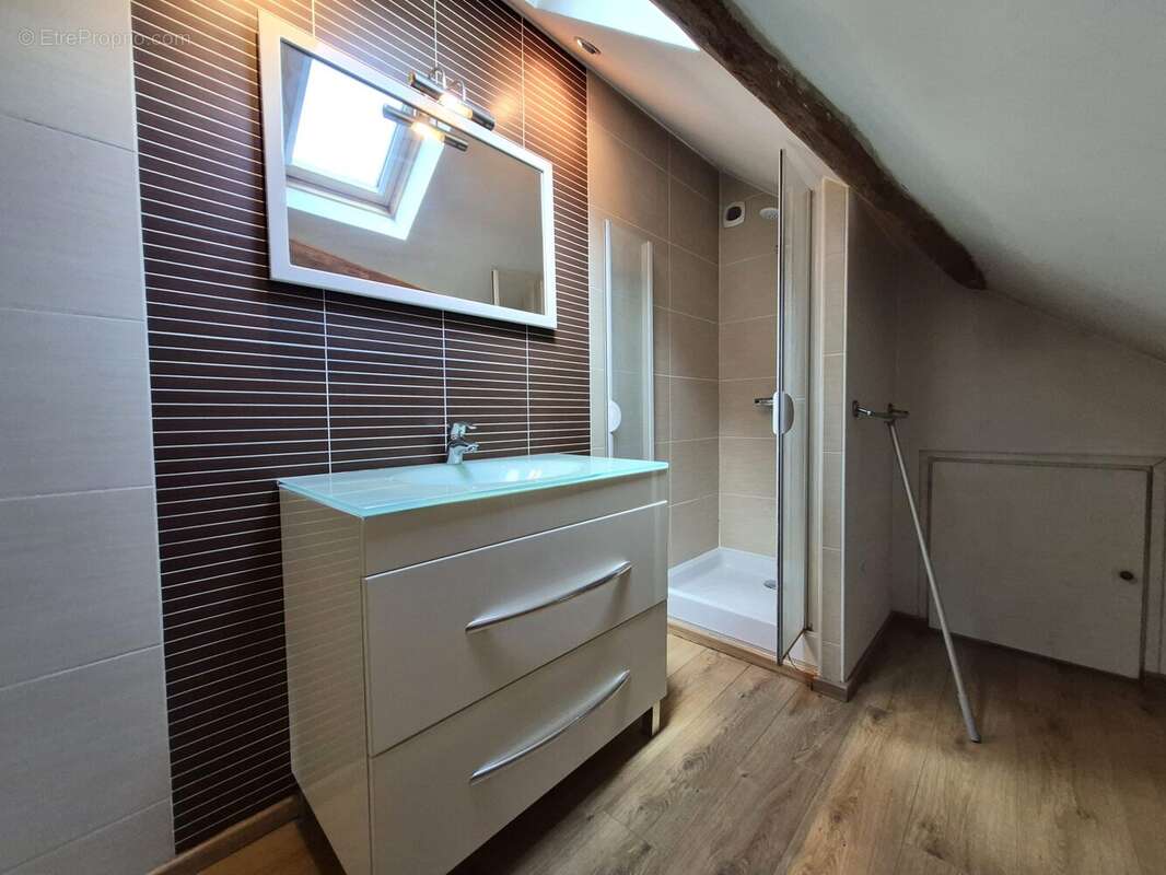 Appartement 38 m² à Saint-Arnoult-En-Yvelines  - photo 6