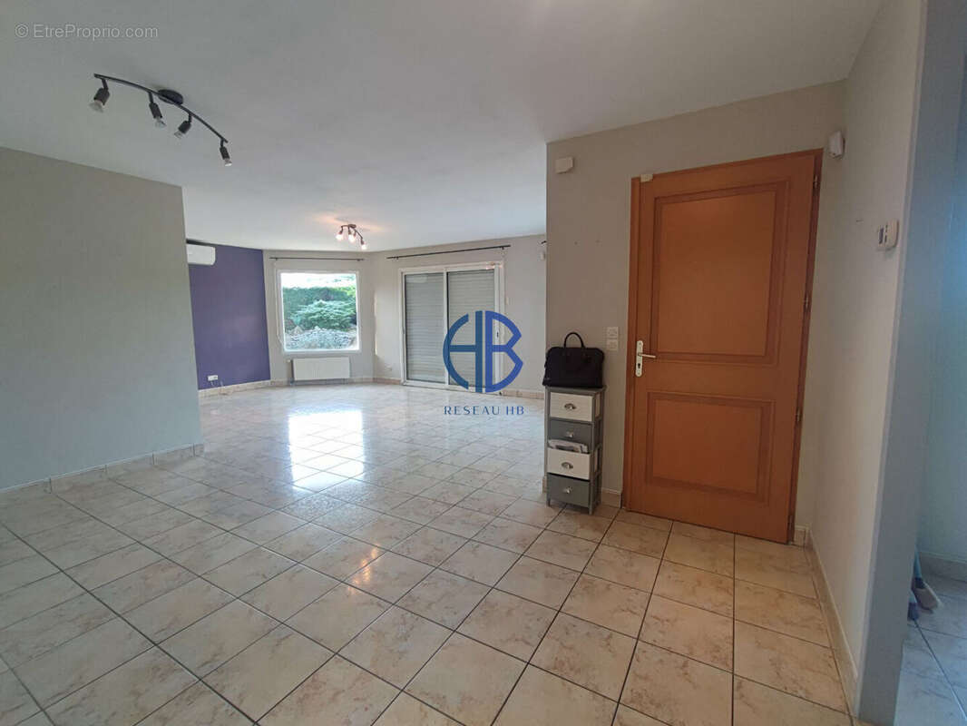 Maison à MARCILLOLES