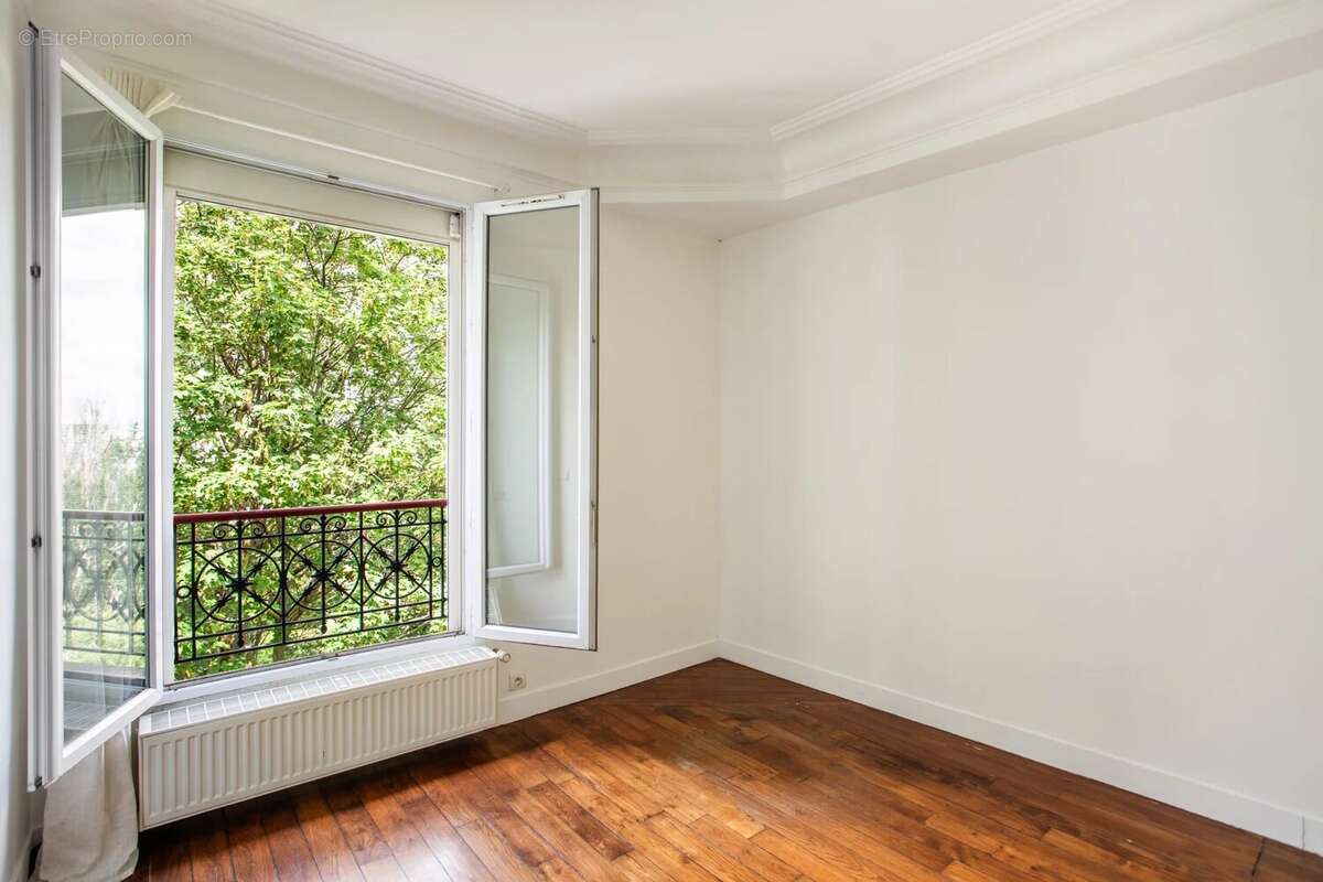 Appartement à PARIS-19E