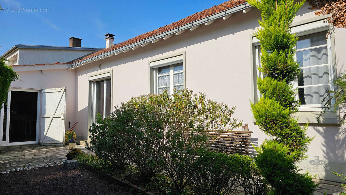 Maison Nantes 6 pièce(s) 108 m2 - photo 4