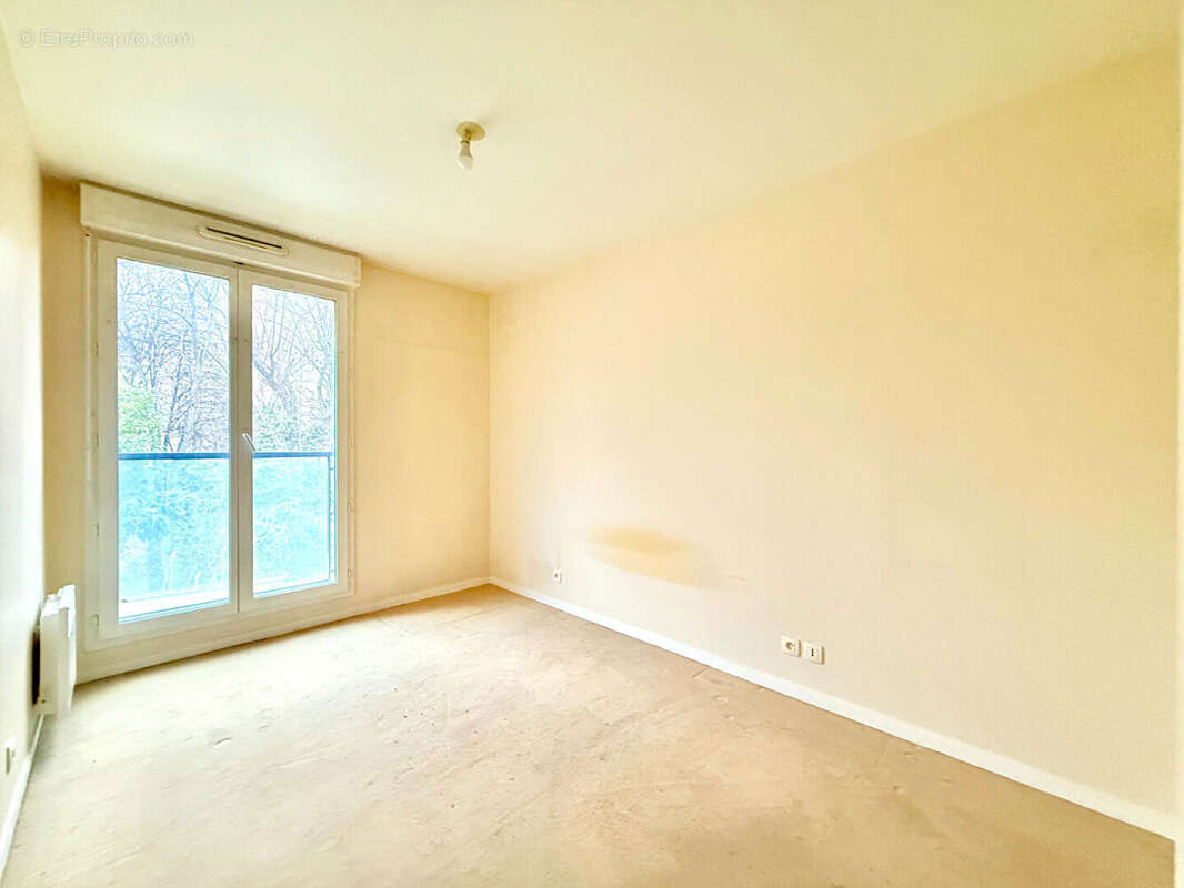 Appartement à IVRY-SUR-SEINE