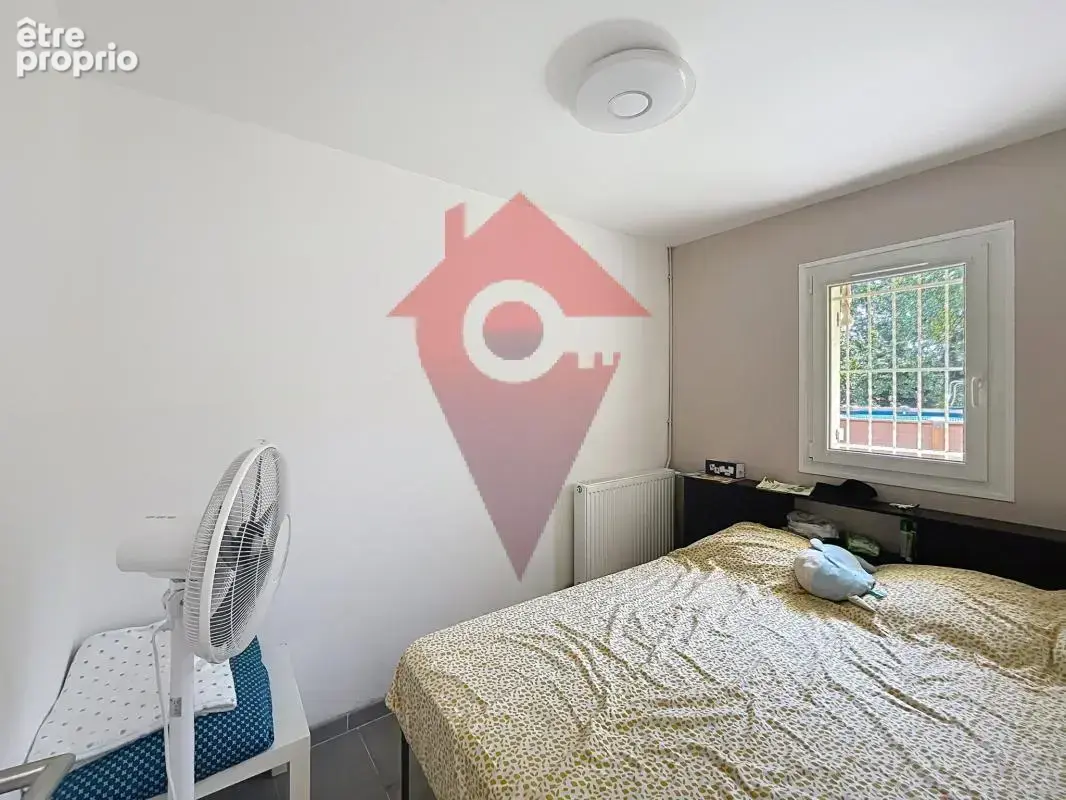 Maison familiale de 123 m2 avec 4 chambres, jardin et pisci - photo 17