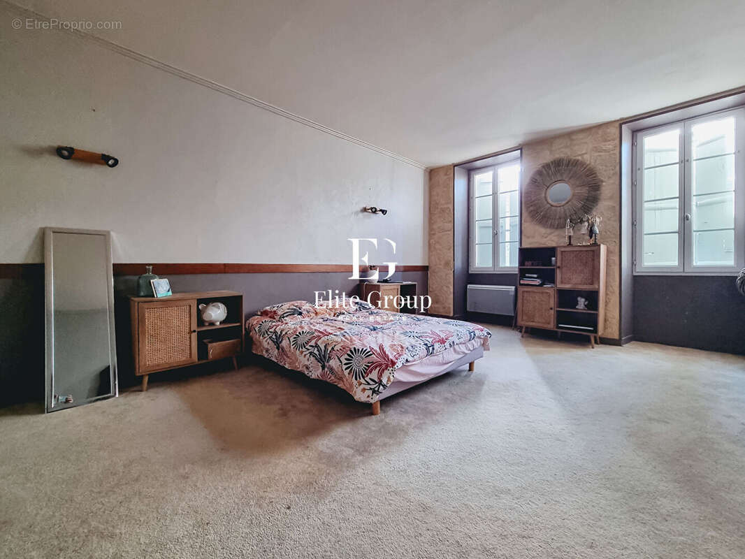 Maison à CHATEAUNEUF-SUR-CHARENTE