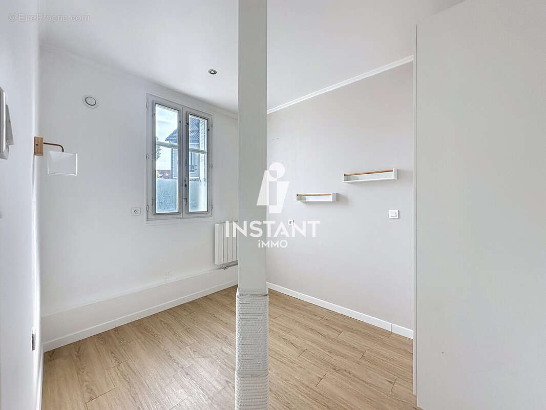 Appartement à COLOMBES