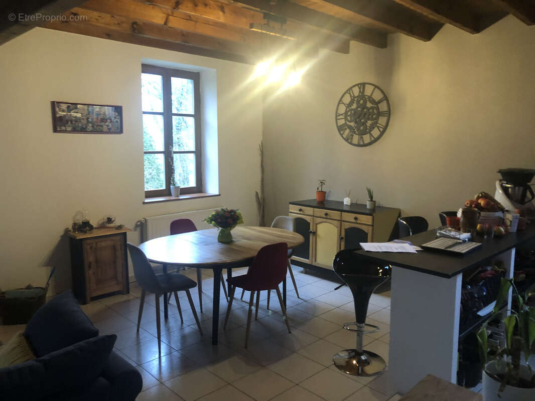 Appartement à VIGNEULLES-LES-HATTONCHATEL