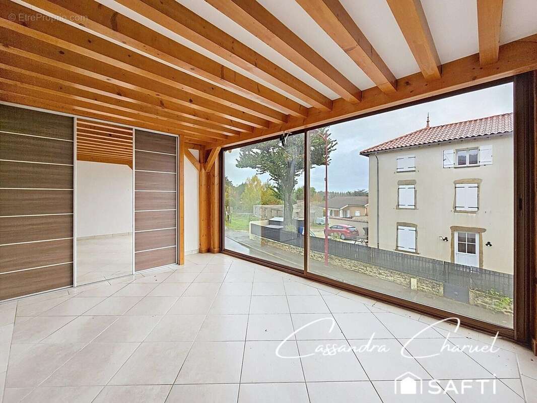 Photo 5 - Maison à EYZIN-PINET