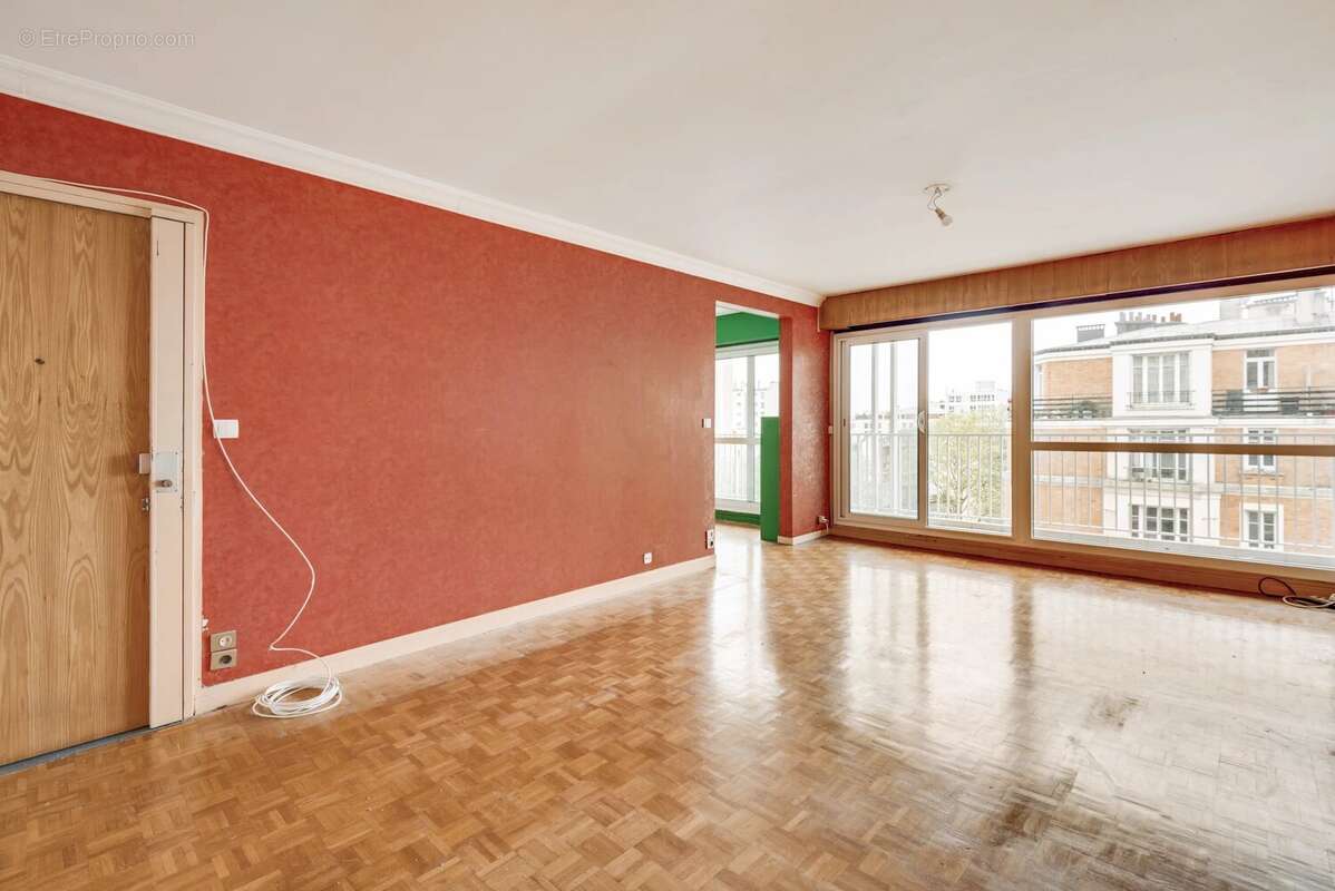 Appartement à PARIS-11E