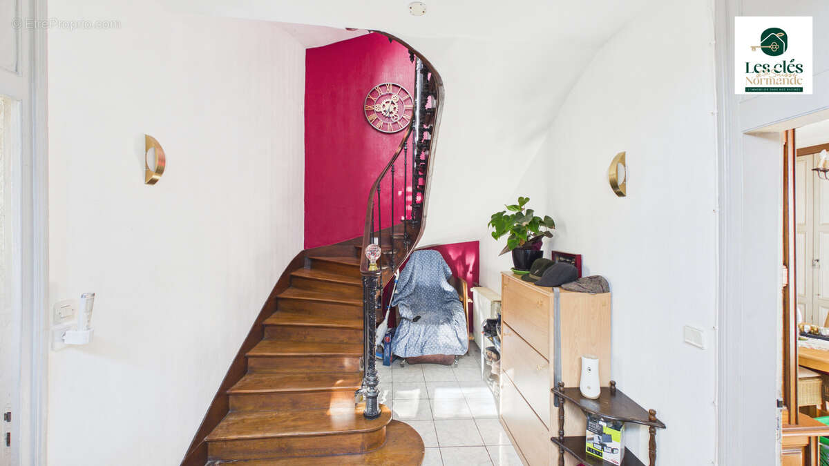 Maison à LENAULT
