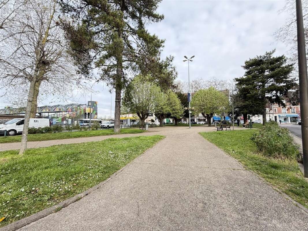 Maison à SUCY-EN-BRIE