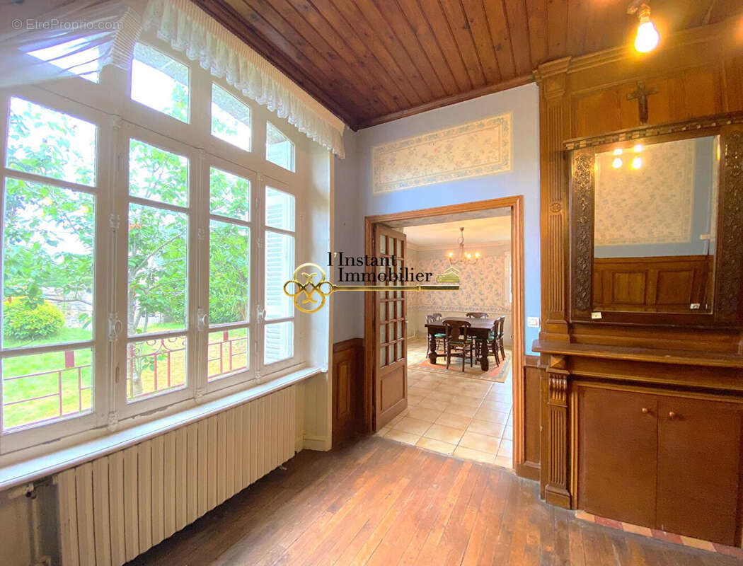 Maison à PLOUEGAT-GUERAND