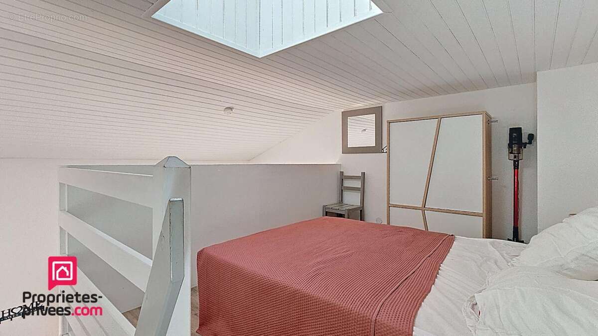 Maison à LES MATHES