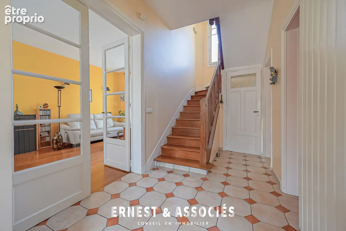Maison 9 pièces 155 m² à vendre à Villemomble (93250) - photo 7