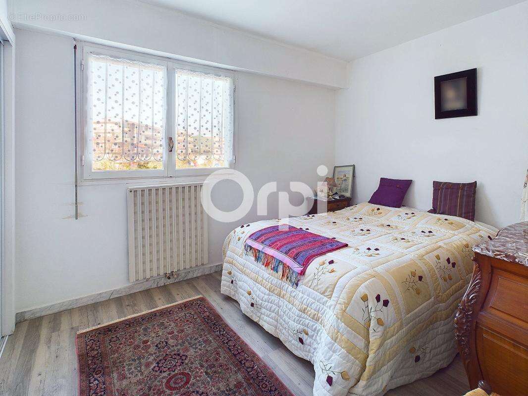 Appartement à MANDELIEU-LA-NAPOULE