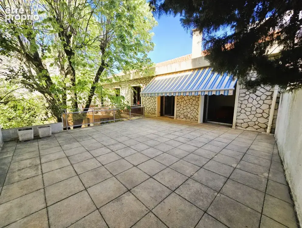 Préfecture !!! Maison 249m2 - Terrain 525m2.. - photo 13