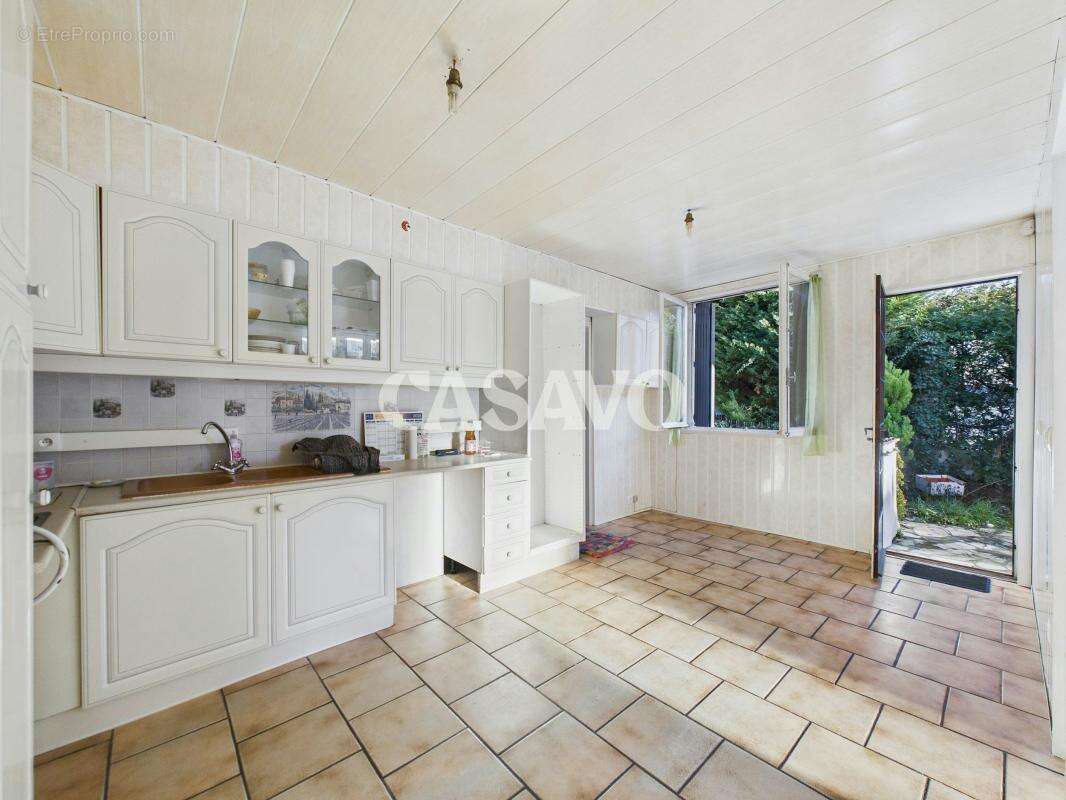 Vente Maison 6 pièces de 110m² - 93190 Livry-Gargan - photo 9