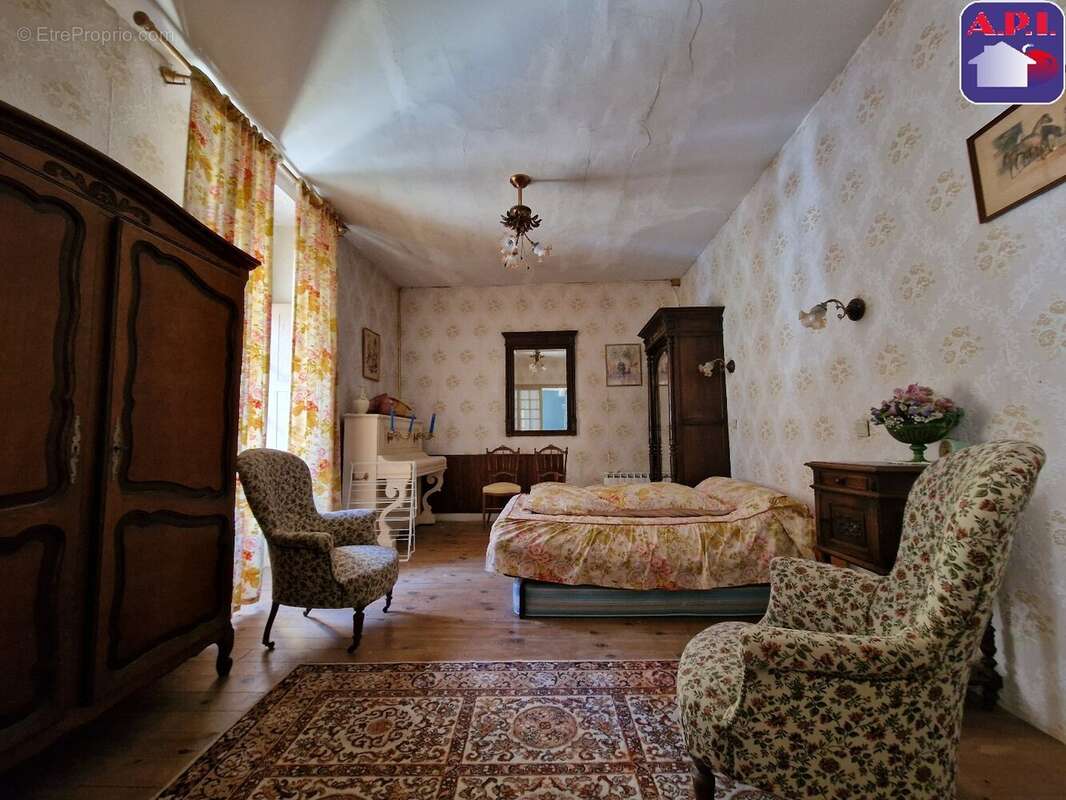 Appartement à TARASCON-SUR-ARIEGE