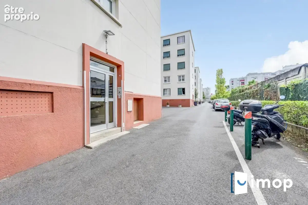 Aubervilliers – Grand T3 lumineux de 55 m² avec ascenseur et cave, à 9 min du métro - photo 11