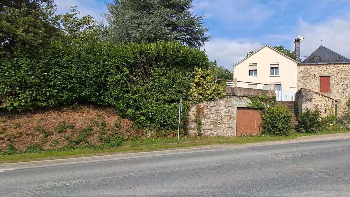 Maison à LA CHATAIGNERAIE