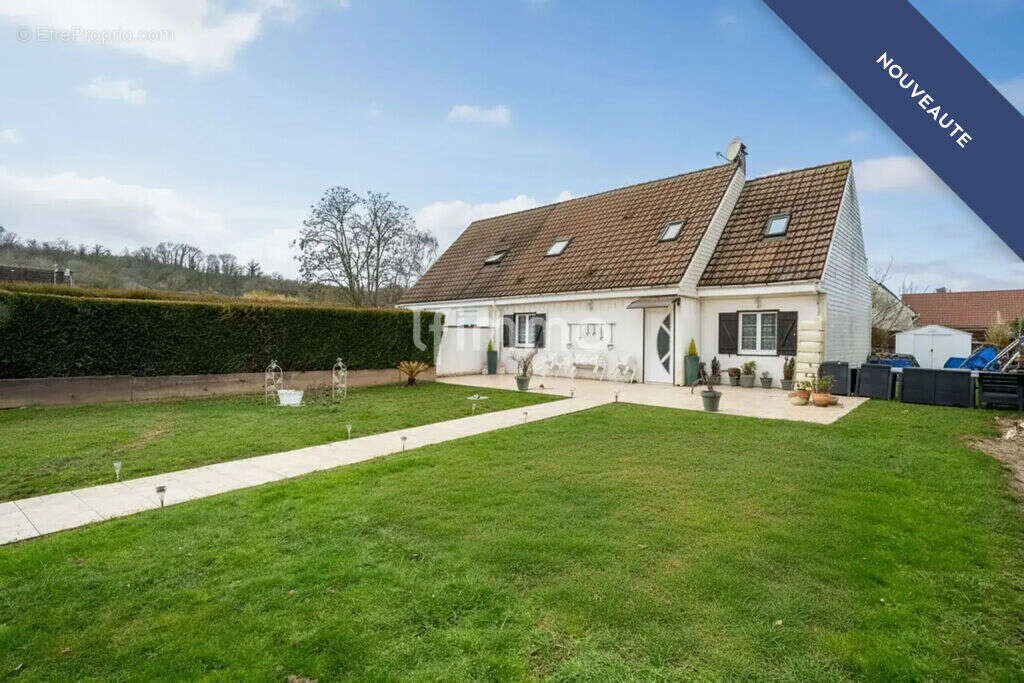 Maison à CHARPONT
