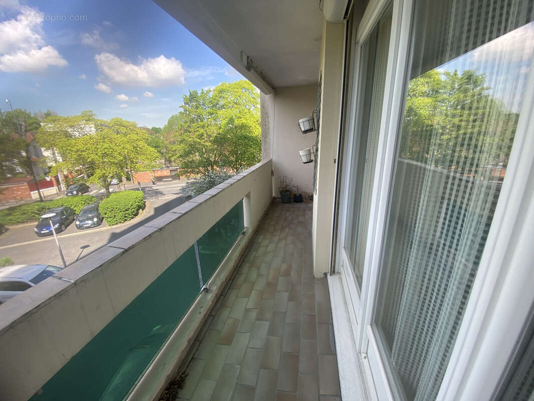 Appartement à EPINAY-SUR-SEINE