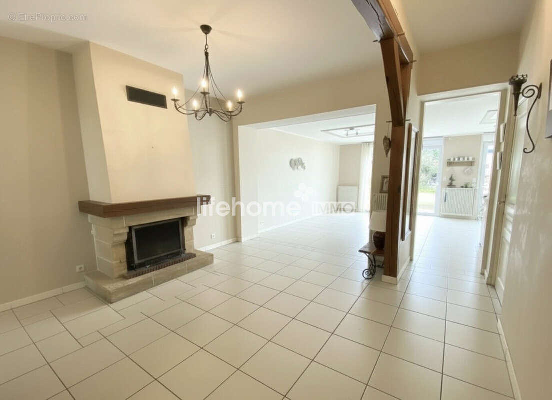 Maison 180 m² à Chateauroux  - photo 2