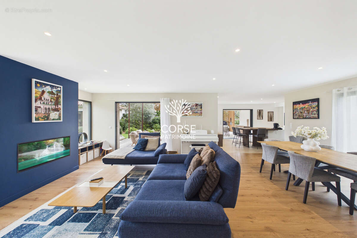 Maison à PORTO-VECCHIO