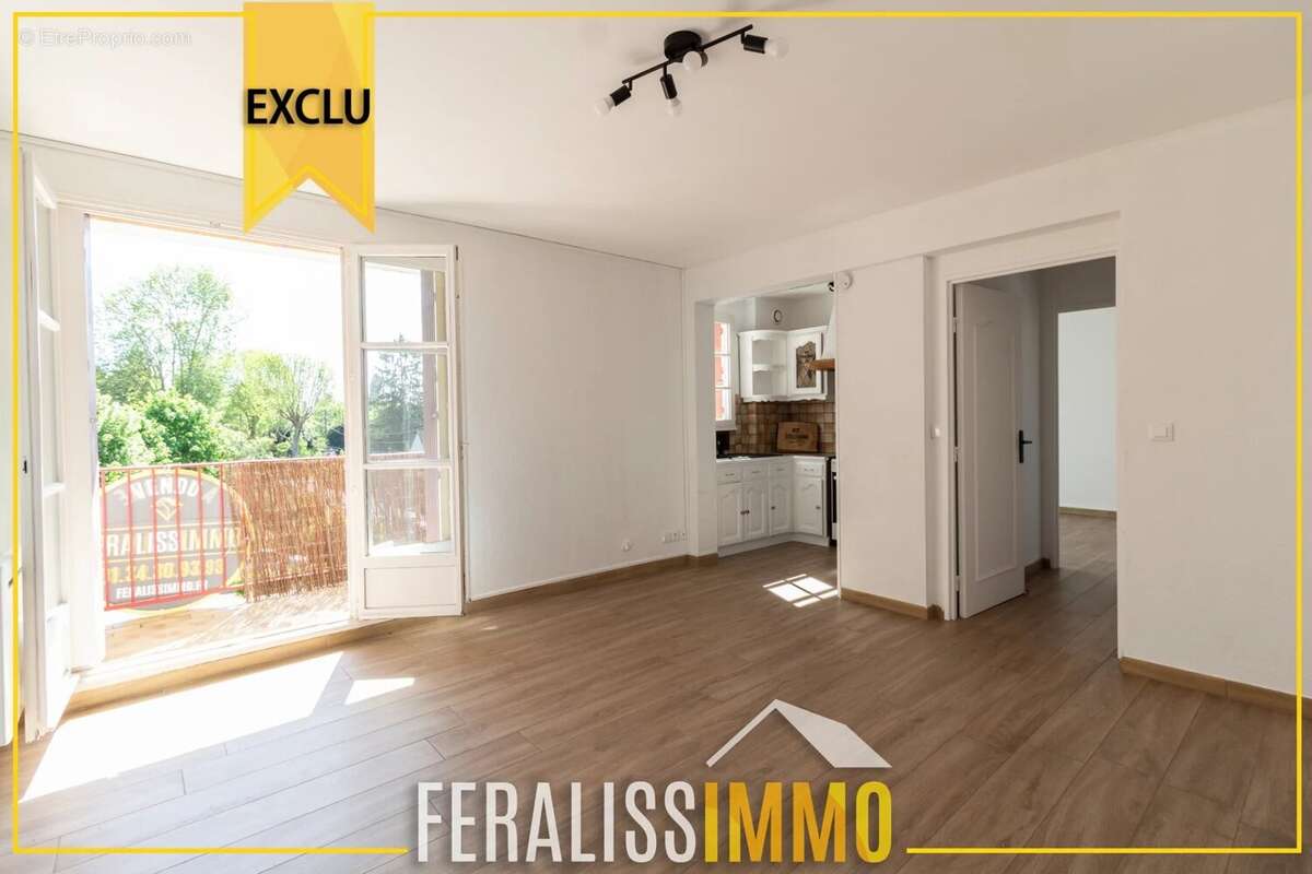 Appartement à VAUX-SUR-SEINE