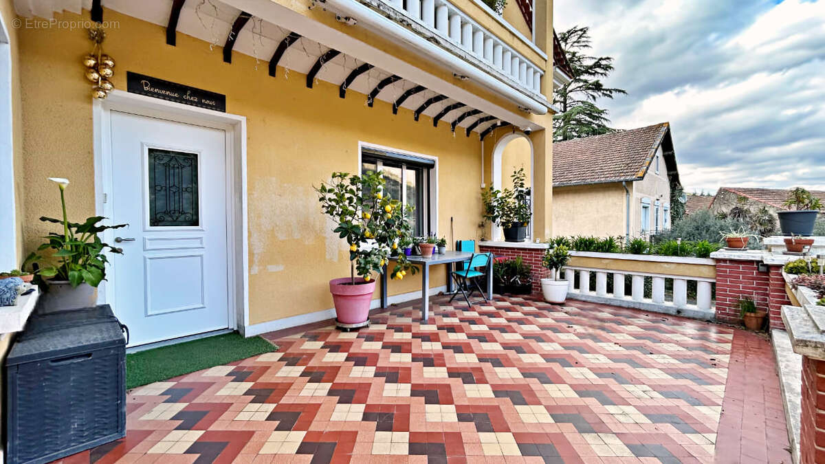 Maison à SAINT-CHINIAN