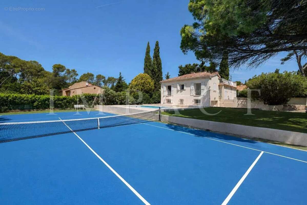Maison à MOUGINS