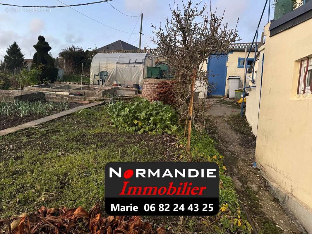 Maison à LILLEBONNE