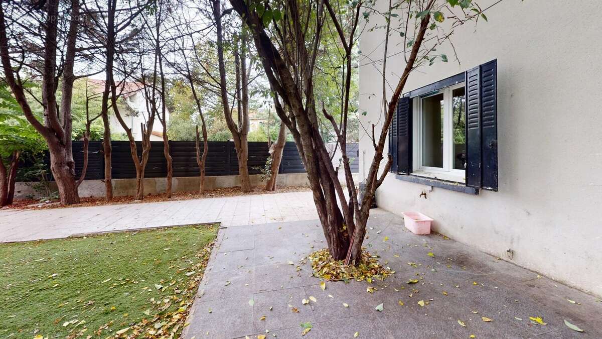 Appartement à LYON-8E