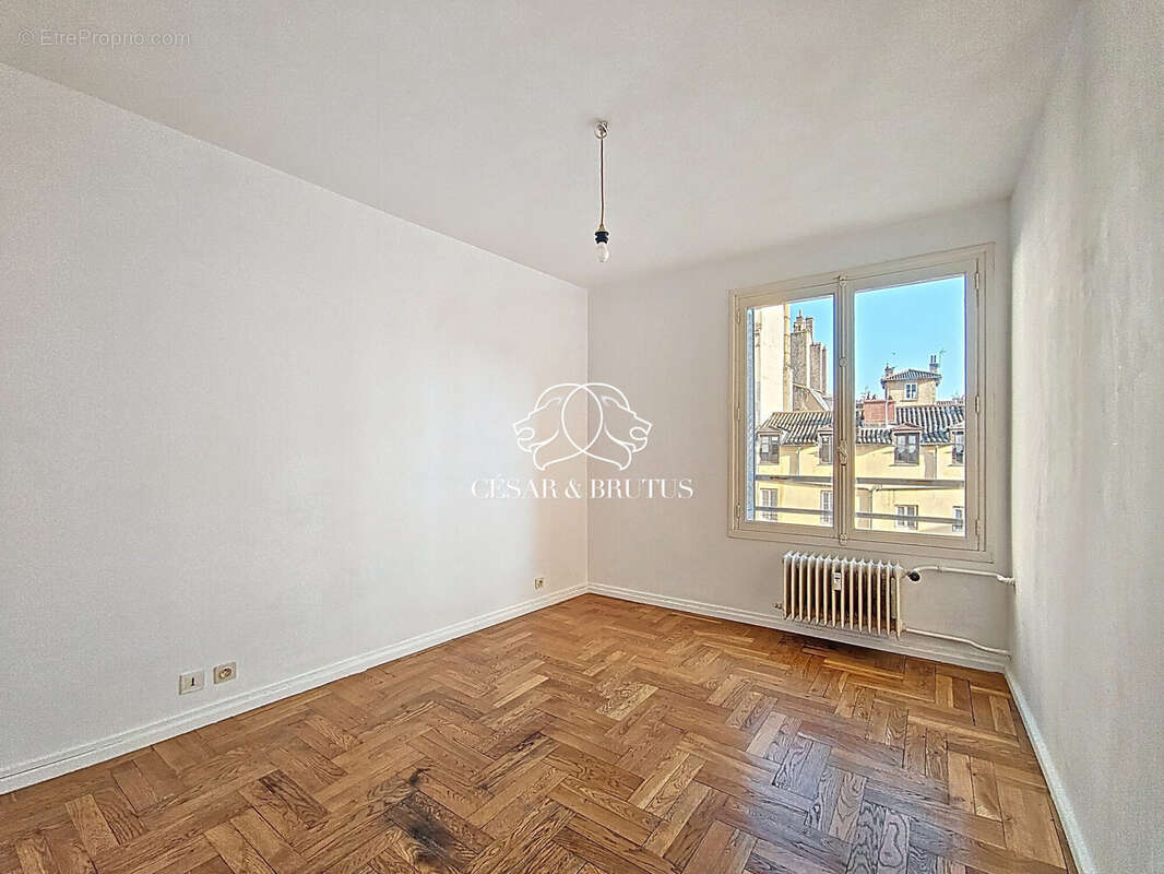 Appartement à LYON-5E