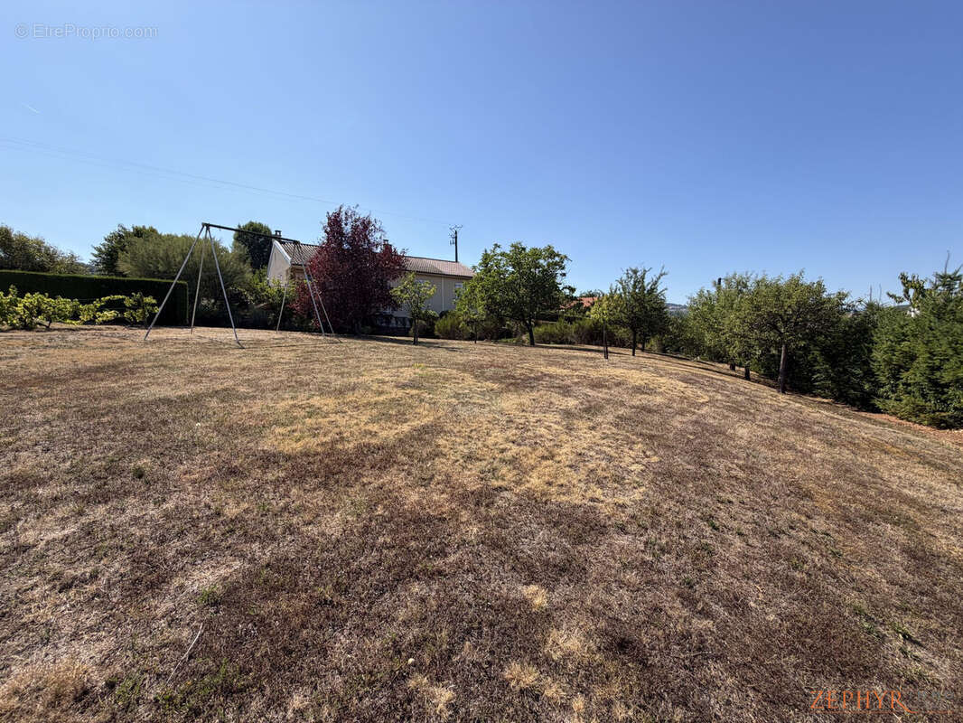 Maison 156 m² à Ternand  - photo 6