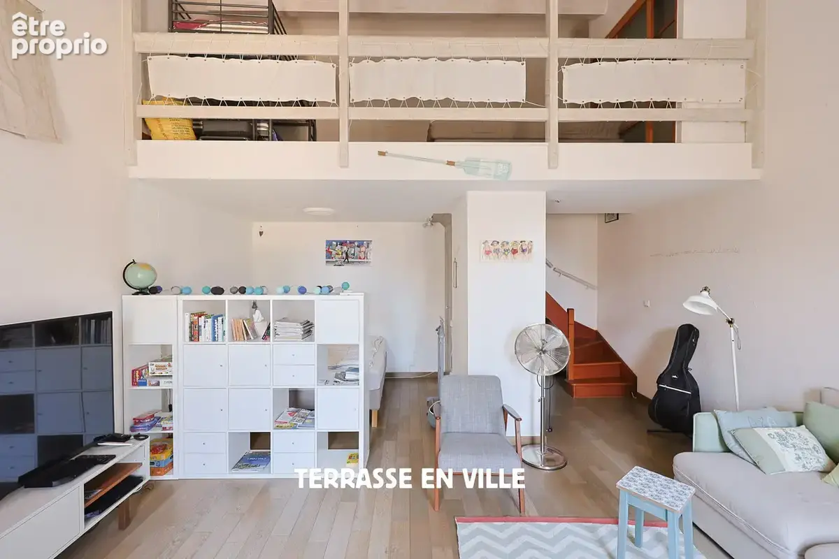 La ciotat - grand t3 style loft - 68m2 - terrasse 14m2 - proche port et plages - dernier etage - 399 000€ - photo 3