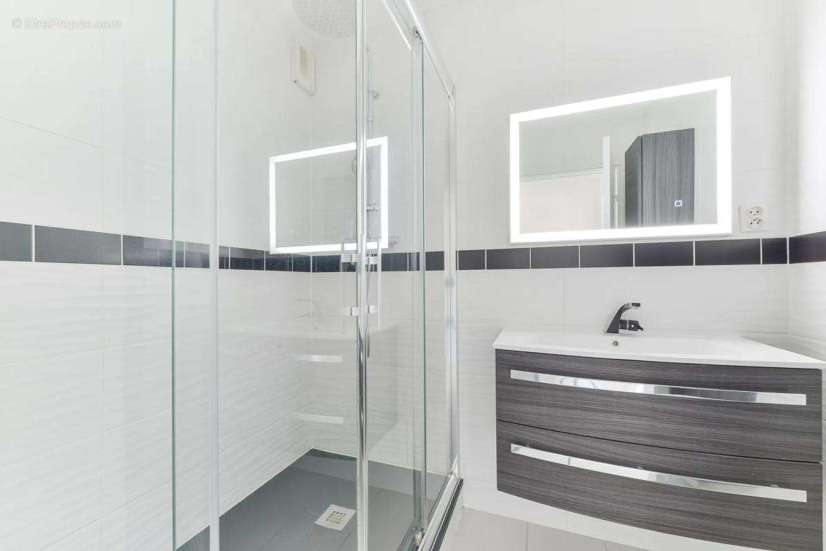 Appartement à REZE
