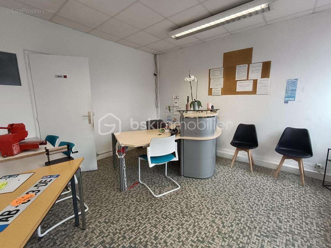 Commerce à OLORON-SAINTE-MARIE