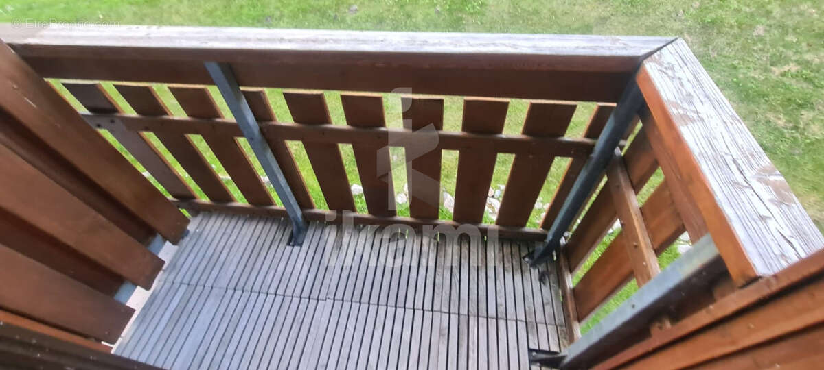 Appartement à SAINT-FRANCOIS-LONGCHAMP