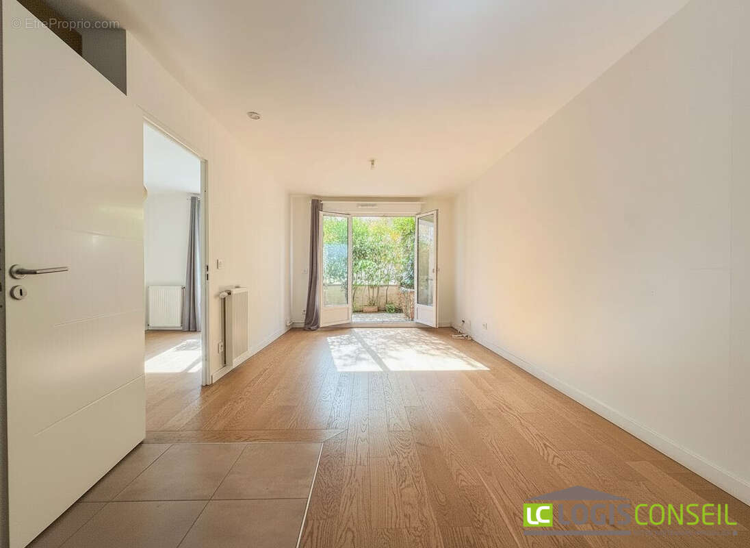 Appartement à CHATILLON