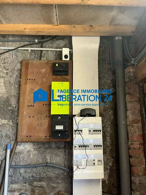 Maison à CHATEAUNEUF