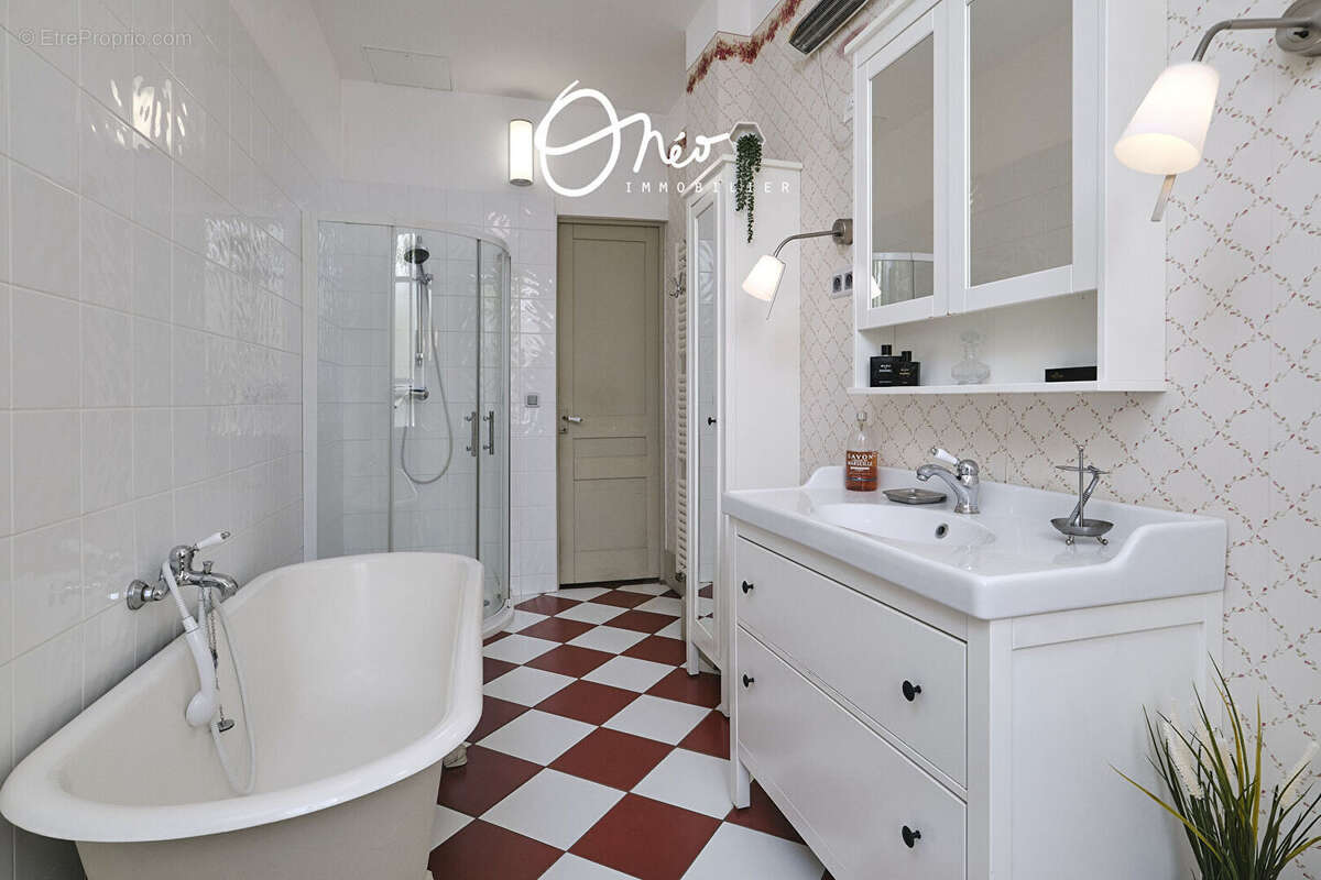 Maison à SAINT-SYMPHORIEN-D'OZON