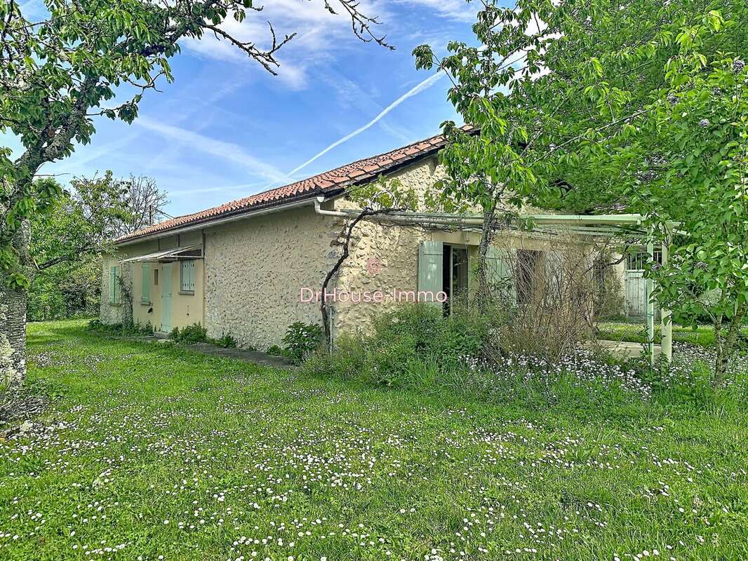 Maison à SAINT-AQUILIN