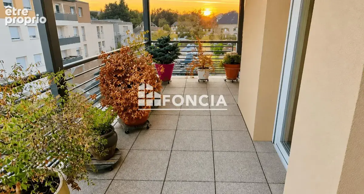 Appartement à VALLEIRY