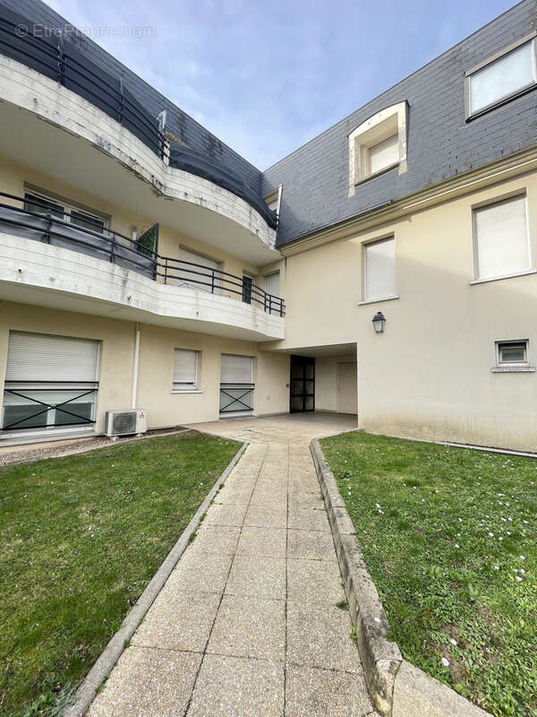 Appartement à ROISSY-EN-FRANCE