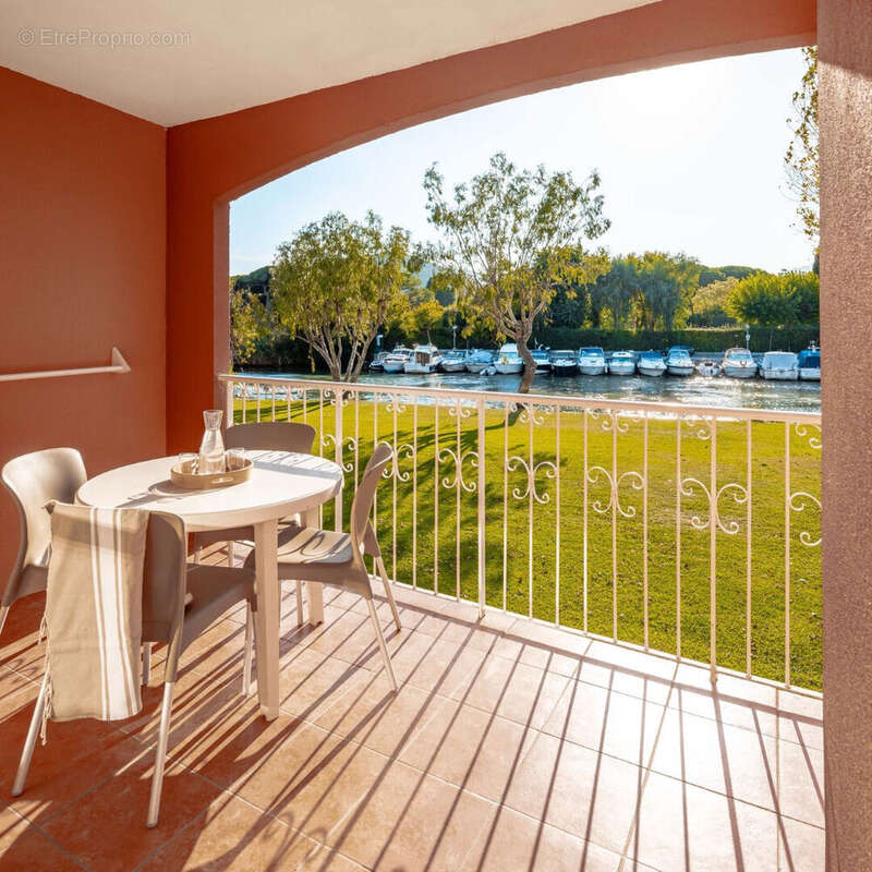 Appartement à MANDELIEU-LA-NAPOULE