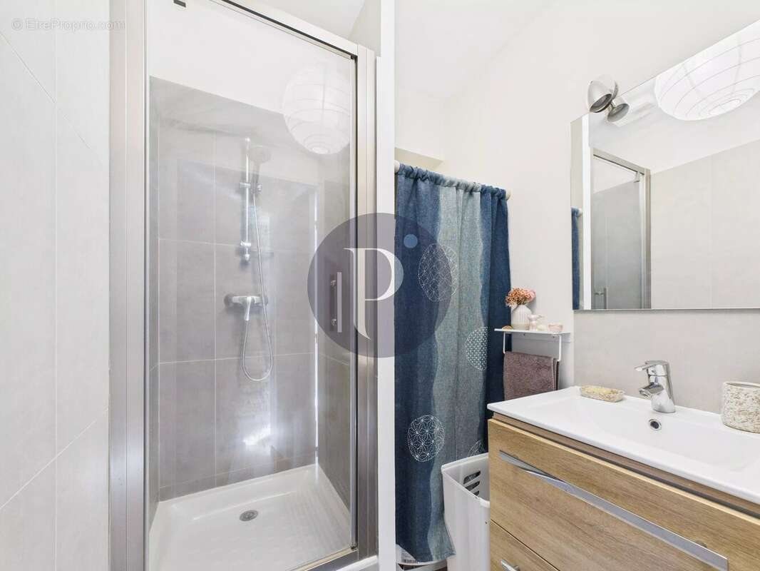 Appartement à LE PLESSIS-ROBINSON