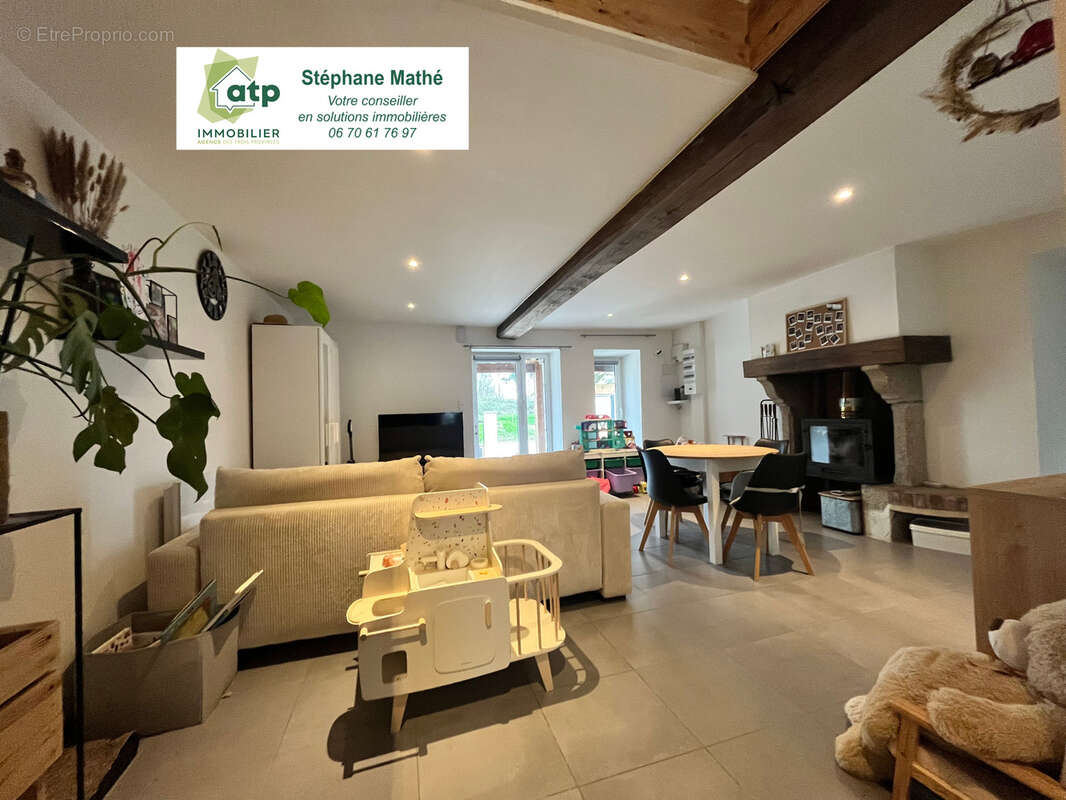 Maison à LES BROUZILS