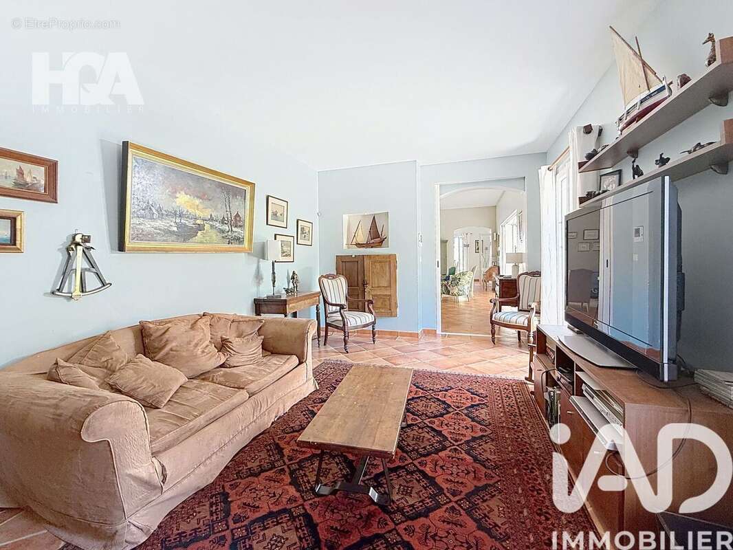 Photo 6 - Maison à CUERS