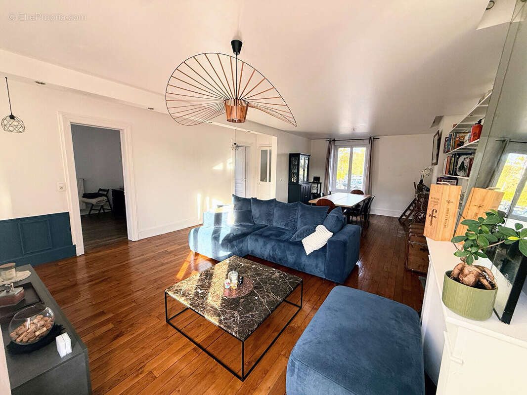 Appartement à CHARLEVILLE-MEZIERES