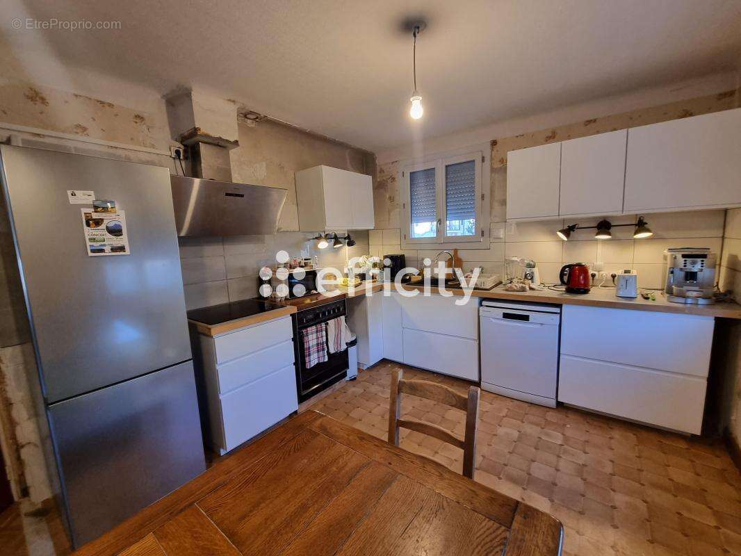 Maison 124 m² à Saint-Chely-D'apcher  - photo 4