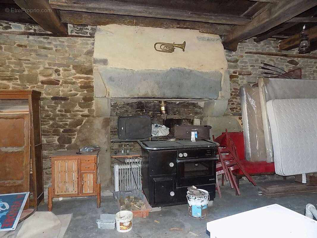 Maison de caractère dans le centre de CARHAIX - photo 10